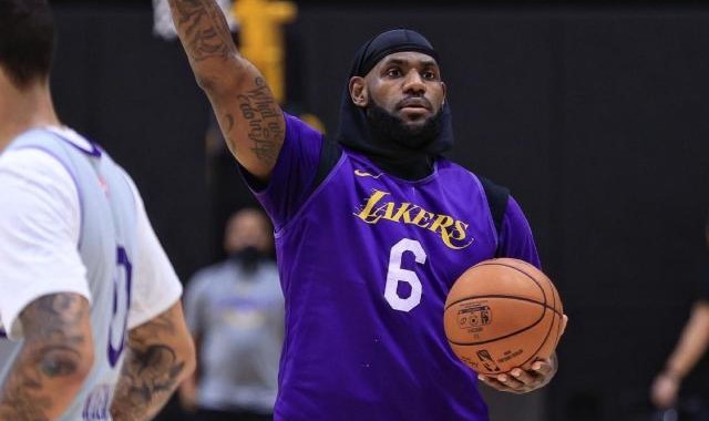 多个消息源释放积极信号 勒布朗是否会在明天复出