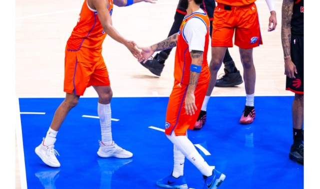 刷到20+就拒投？SGA延续纪录却再吞耻辱 美媒：他正毁掉联盟形象